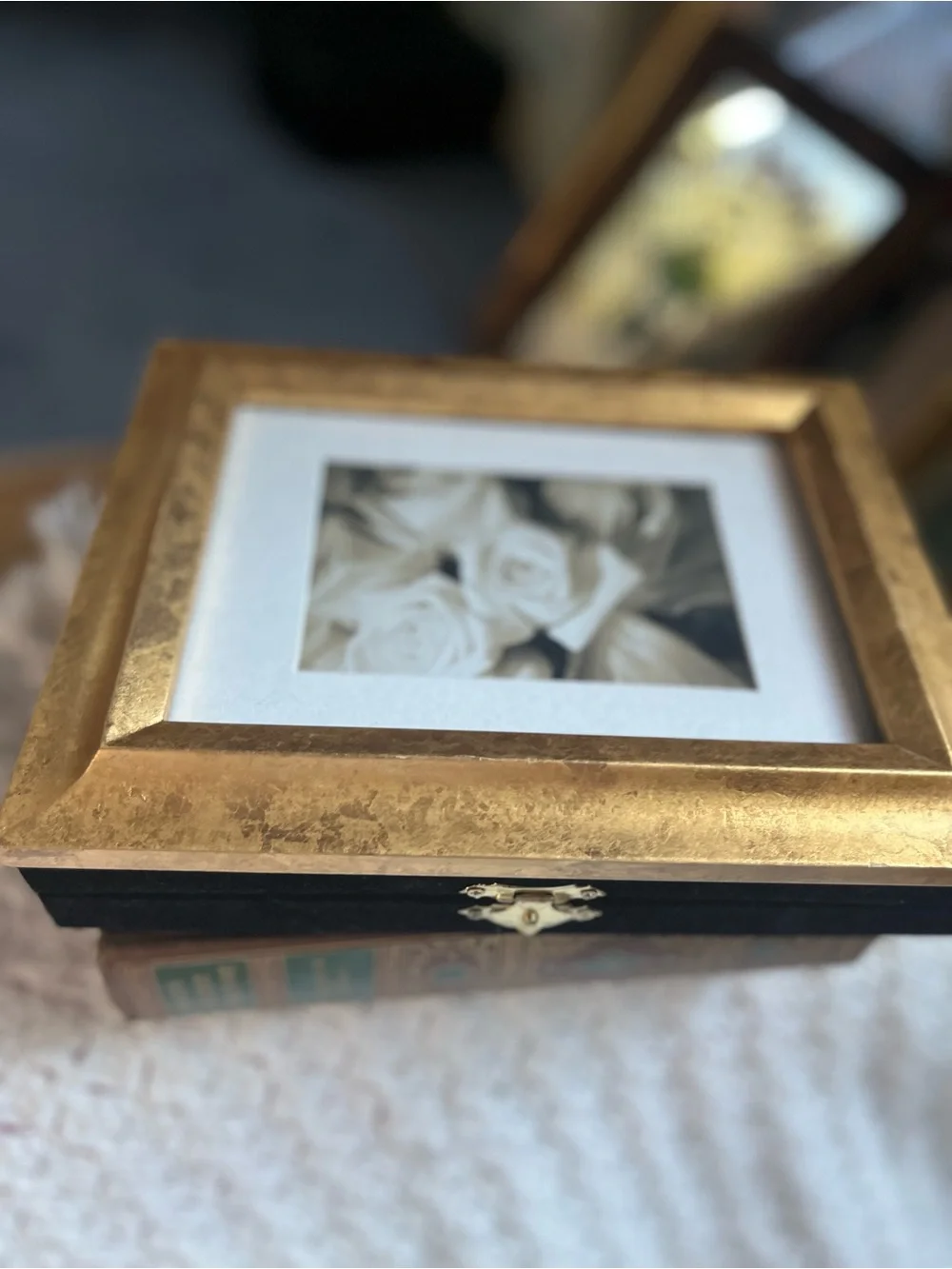 Gold Decorative Picture Frame and photo album - Elegant Home Accent